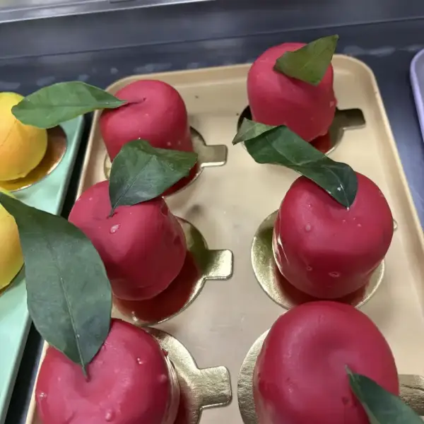 Fruta realista manzana